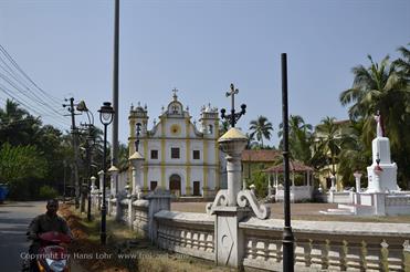 01 Holiday_Inn_to_Magao_by_cab,_Goa_DSC6201_b_H600